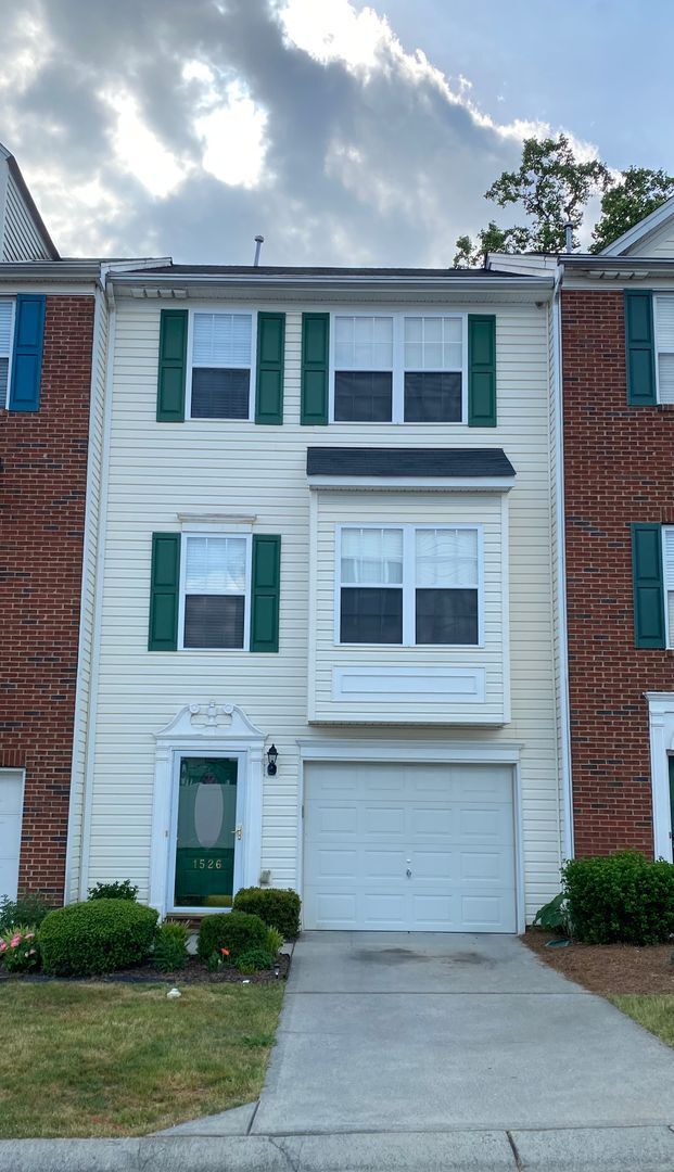 Building Photo - Exclusively Offered by Muse Realty, LLC