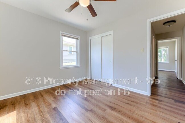 Building Photo - 602 SE 5th St