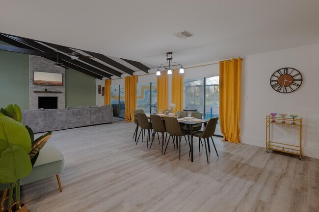 Building Photo - 1775 Harbor Rd