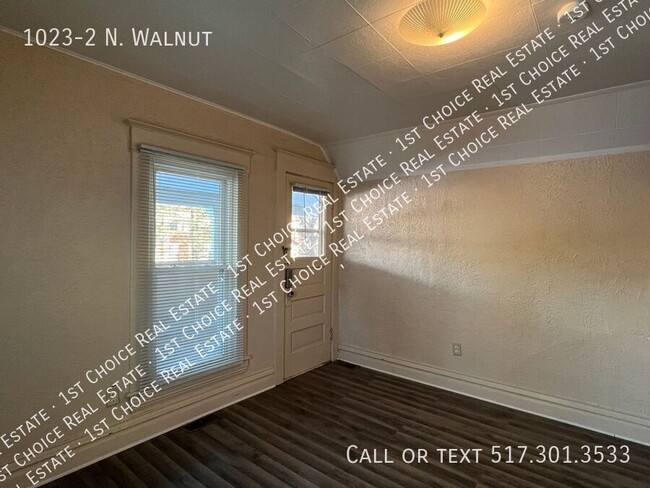 Building Photo - 1023-2 N. Walnut-