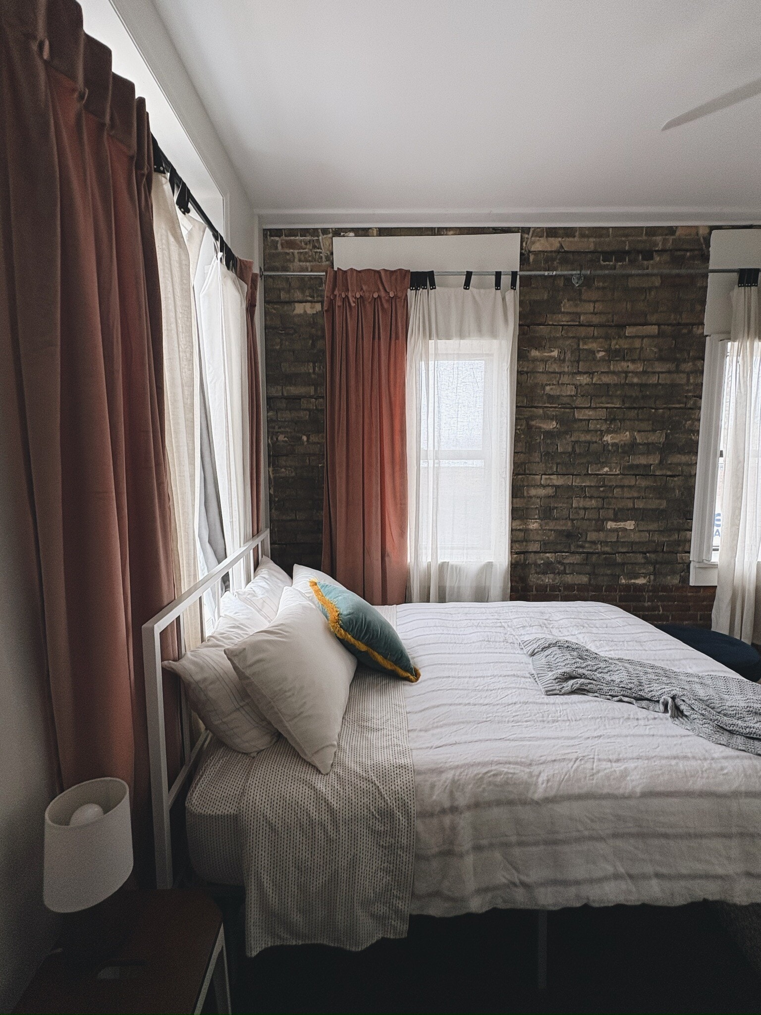 Building Photo - 100 State St N