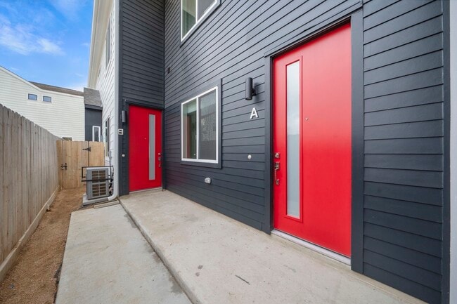 Building Photo - 1512 Barbee St