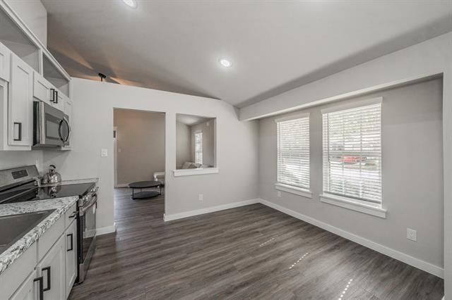 Building Photo - 2425 Cripple Creek Dr