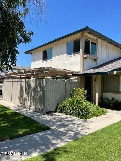 Building Photo - 1713 E Avenida De Las Flores
