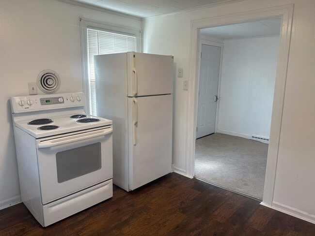 Building Photo - 1406 Beaumont Ave