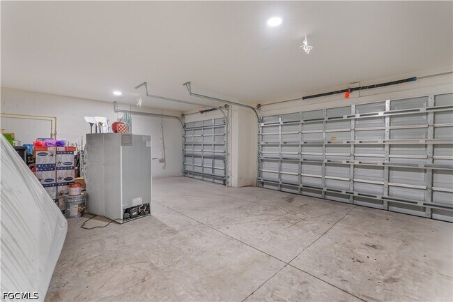 Building Photo - 2706 9th St SW