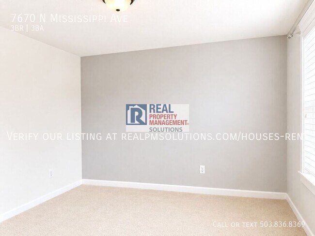 Building Photo - 7670 N Mississippi Ave