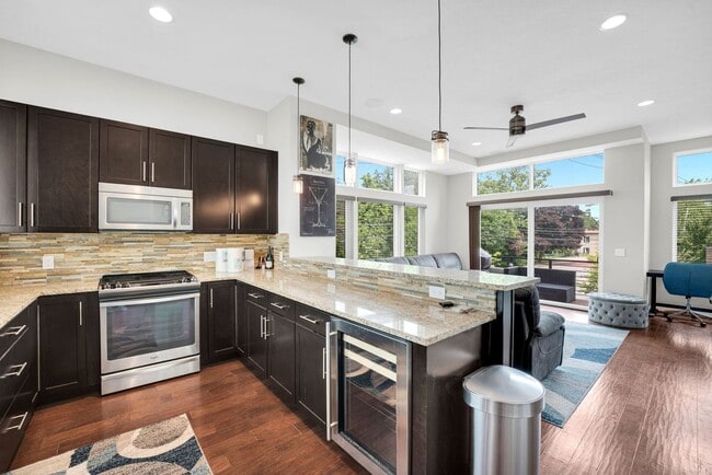 Building Photo - Beautiful Furnished 1 bedroom unit in Fair...