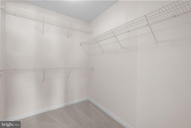 Building Photo - 38 Houser Dr