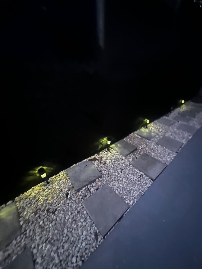 Building Photo - 1036 NW 25th St