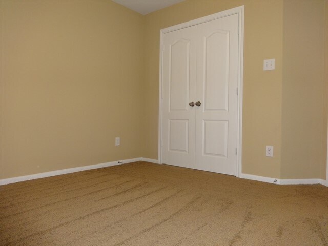 Building Photo - 28606 Lockeridge Farms Dr