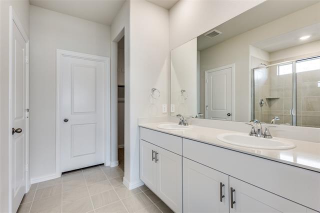 Building Photo - 513 Tidal Dr