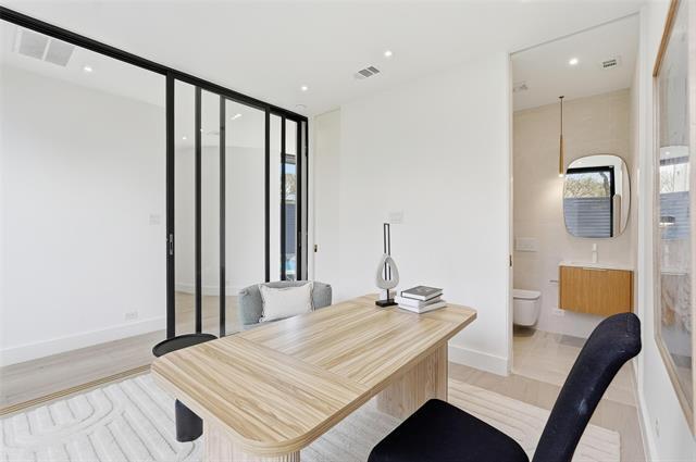 Building Photo - 6822 Victoria Ave