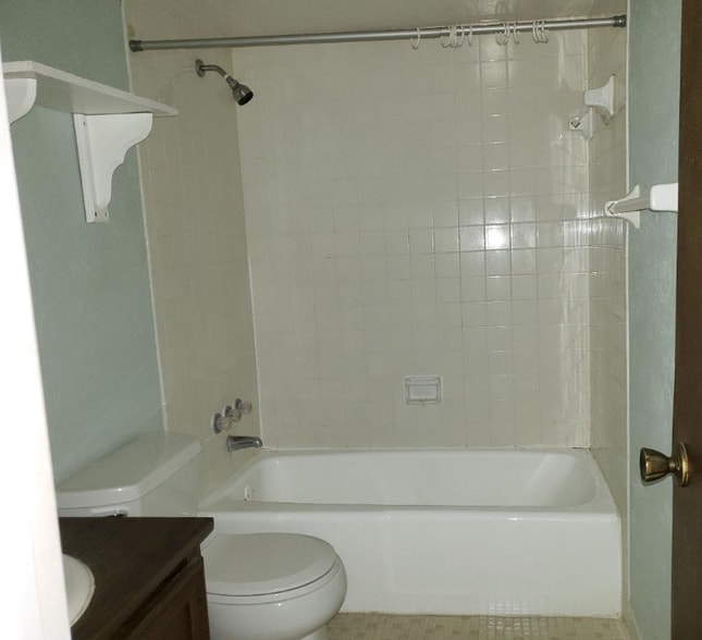 Building Photo - 1178 Paseo Del Mar