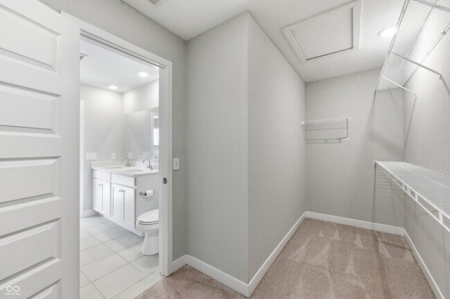 Building Photo - 221 Switchgrass Ln
