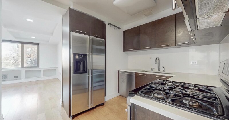 Building Photo - 64-05 Yellowstone Blvd