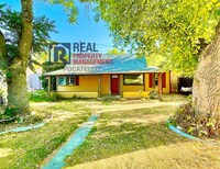 Building Photo - 3 bedroom 1 bath home - Dogs negotiable with additional fees