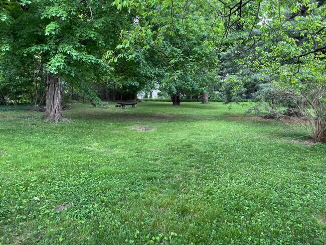 Building Photo - 196 N Hagadorn Rd