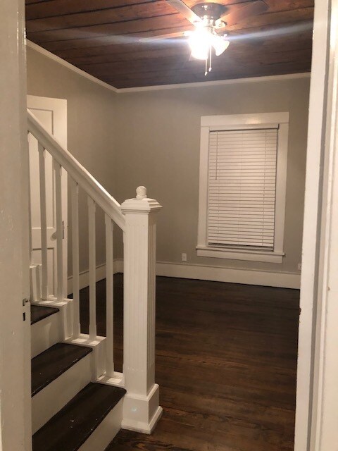 Building Photo - 1126 W Woodard St