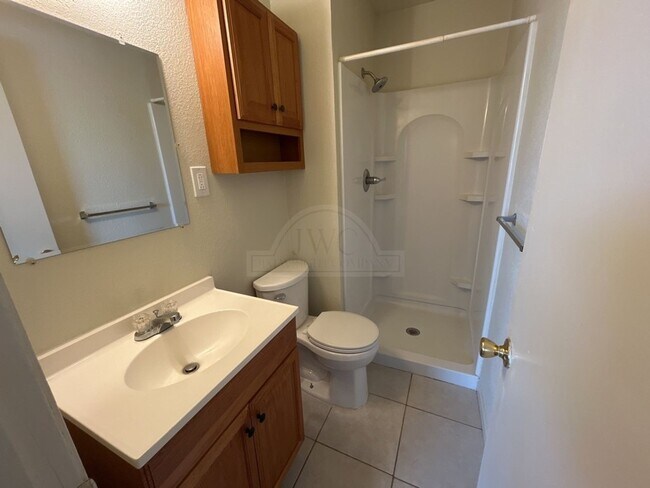 Building Photo - 1510 Metropolitan Dr