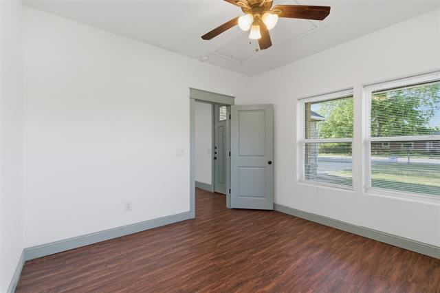 Building Photo - 1731 W Elm St