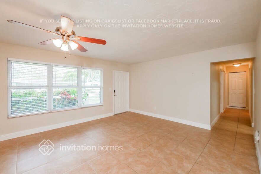 Building Photo - 10320 NW 18th Pl