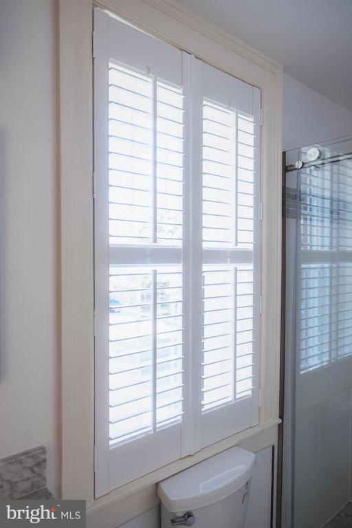 Building Photo - 407 N Washington St