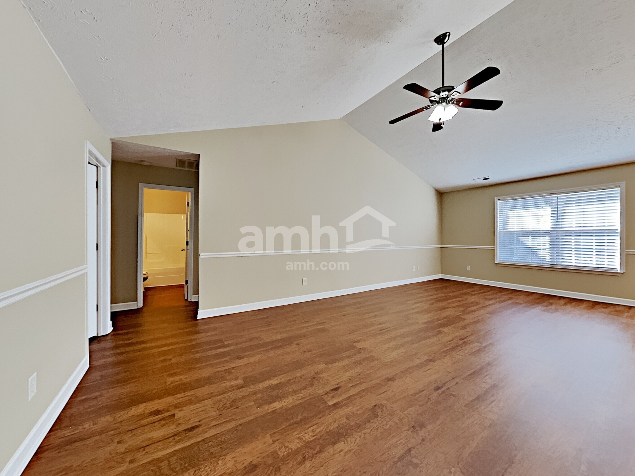 Building Photo - 673 Smoky Mountains Dr