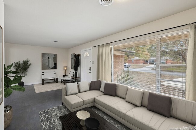 Building Photo - 4627 Allegheny Dr