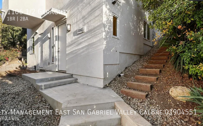Building Photo - 1106 1/2 Geraghty-