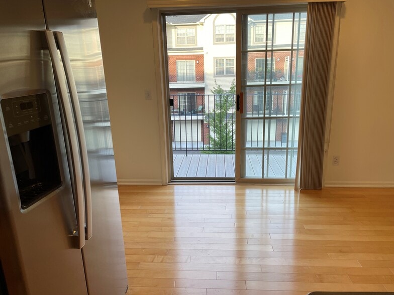 New Trex Deck and Kitchen Hardwood Floors - 1407 Ashford Ct