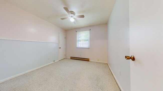 Building Photo - Madison Ranch, 2 car garage, All electric
