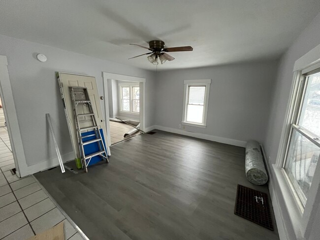 Building Photo - 769 Sherman Ave Ave