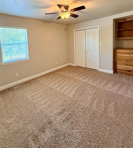 Building Photo - 910 E 3rd St