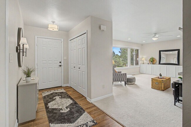 Building Photo - Peaceful Ranch Retreat with 4 Spacious Bedrooms!!