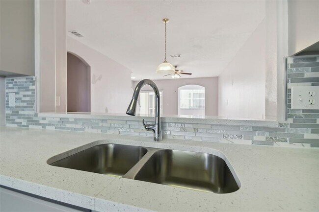 Building Photo - 3430 High Hampton Cir