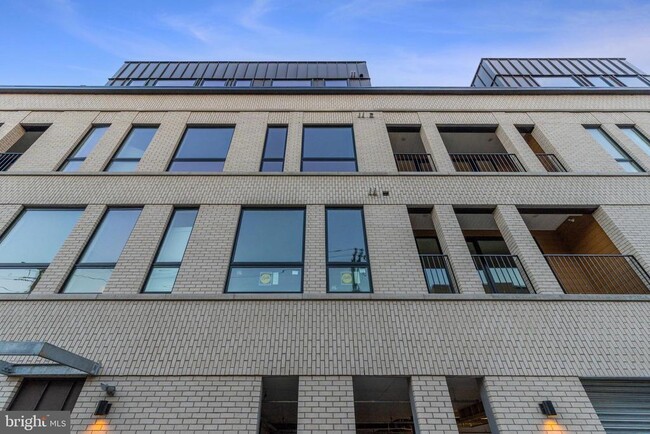 Building Photo - 1723 Francis St