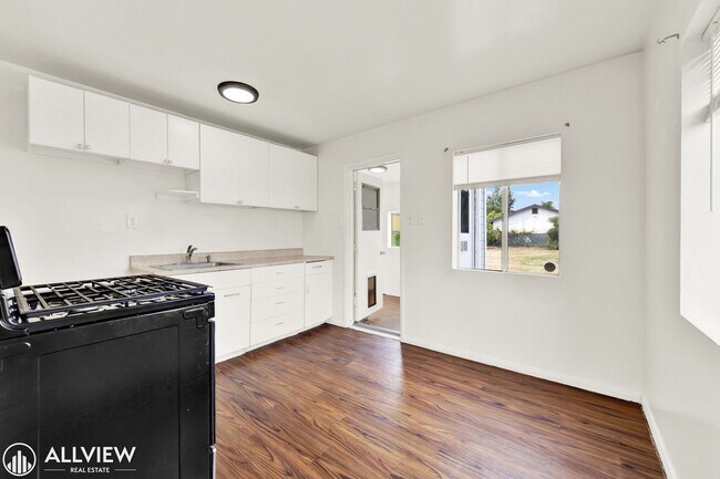 Building Photo - Charming 3 Bed/1 Bath El Cajon Home with Spacious Yard