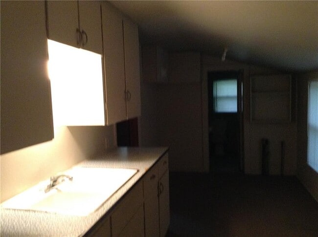 Building Photo - 2090 S Mt Olive St