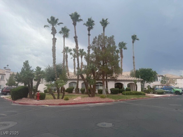 Primary Photo - 4555 E Sahara Ave