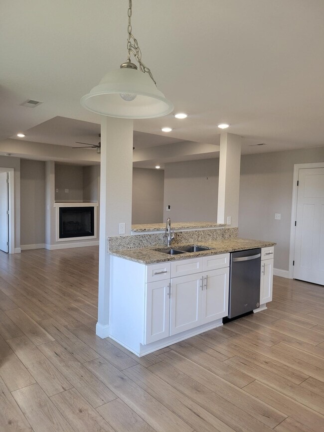 Building Photo - 2707 Cook Rd