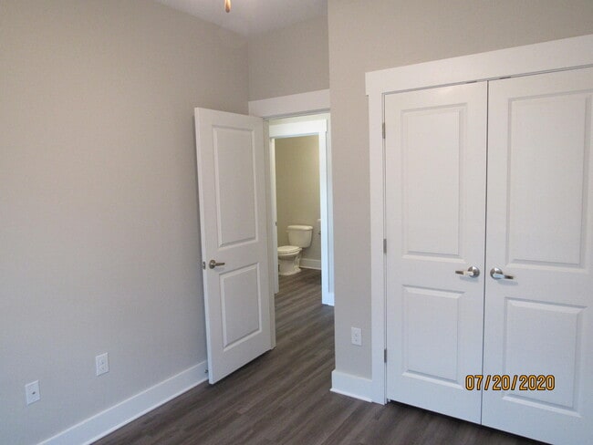 Building Photo - 271 N Sand Palm Rd