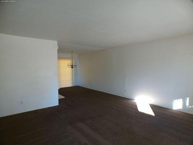 Building Photo - **Coming soon** Welcome to your new home 3 bd 2 bth