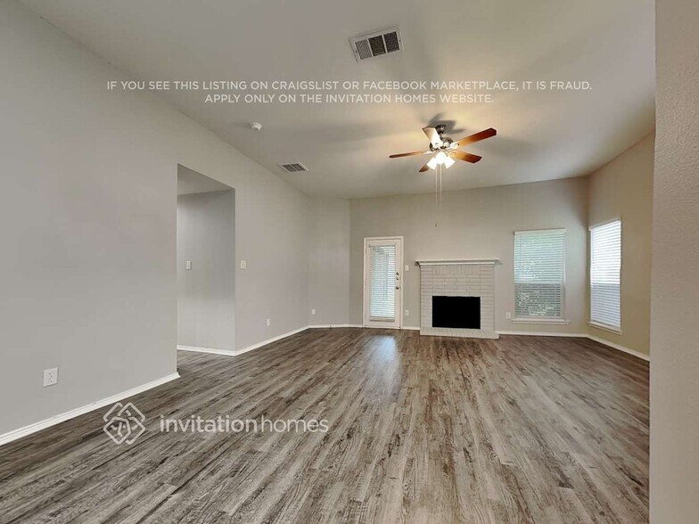 Building Photo - 3816 Sycamore Ln