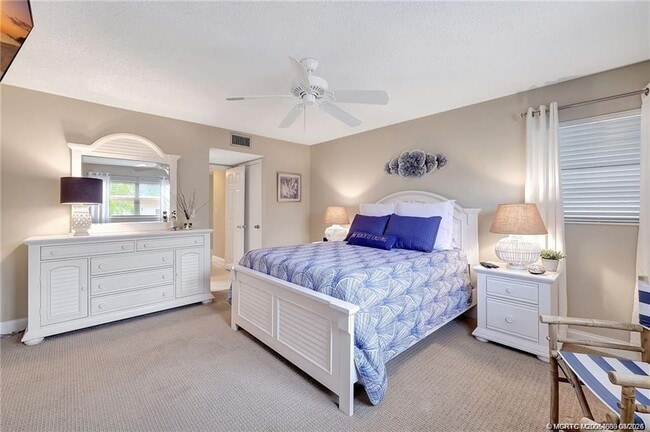 Building Photo - 2950 SE Ocean Blvd