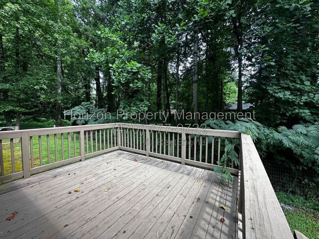 Building Photo - 4014 White Oak Ct NW