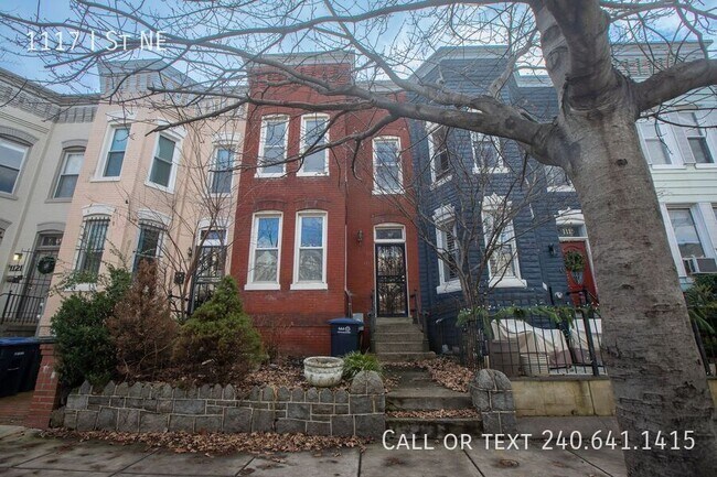 Building Photo - 1117 I St NE