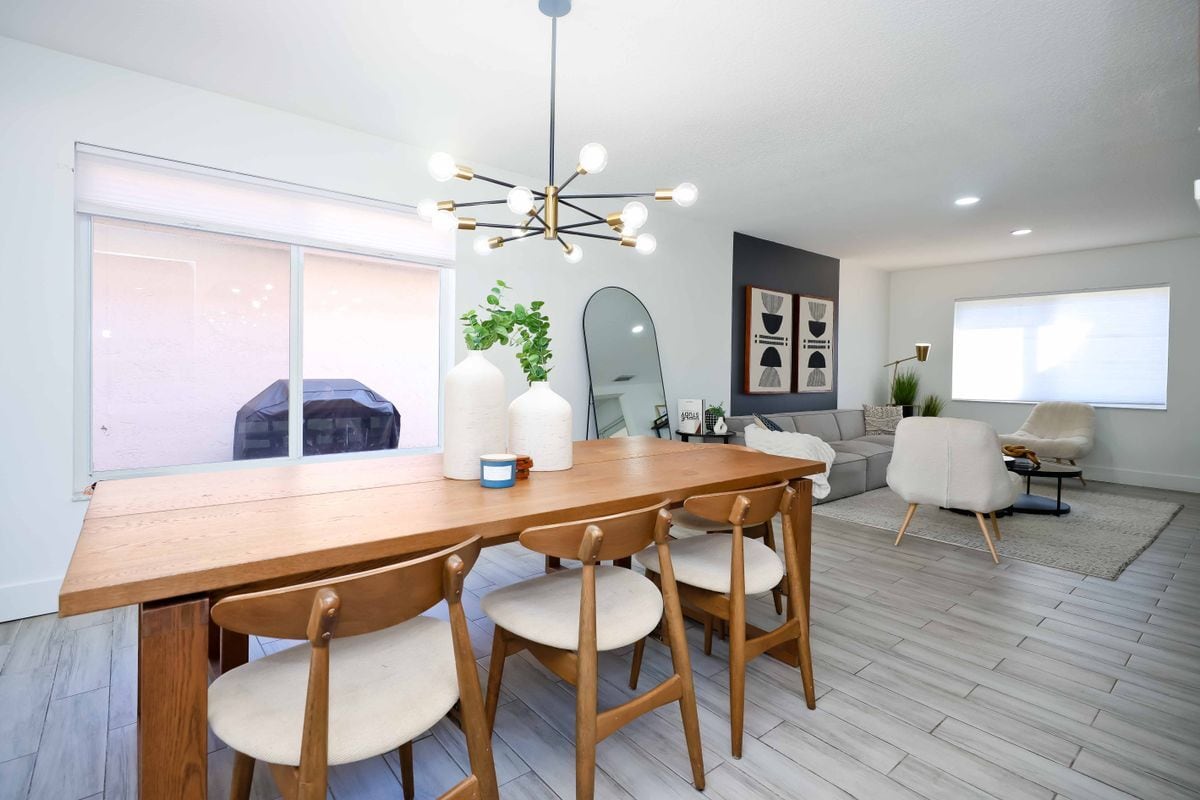 Building Photo - 3149 NW 71st Ave