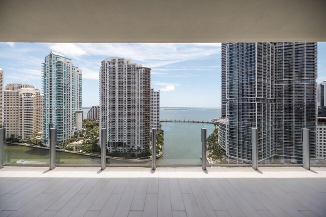 Building Photo - 300 Biscayne Blvd Way