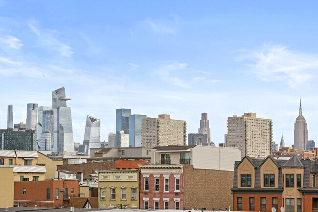 Building Photo - 70 Adams St